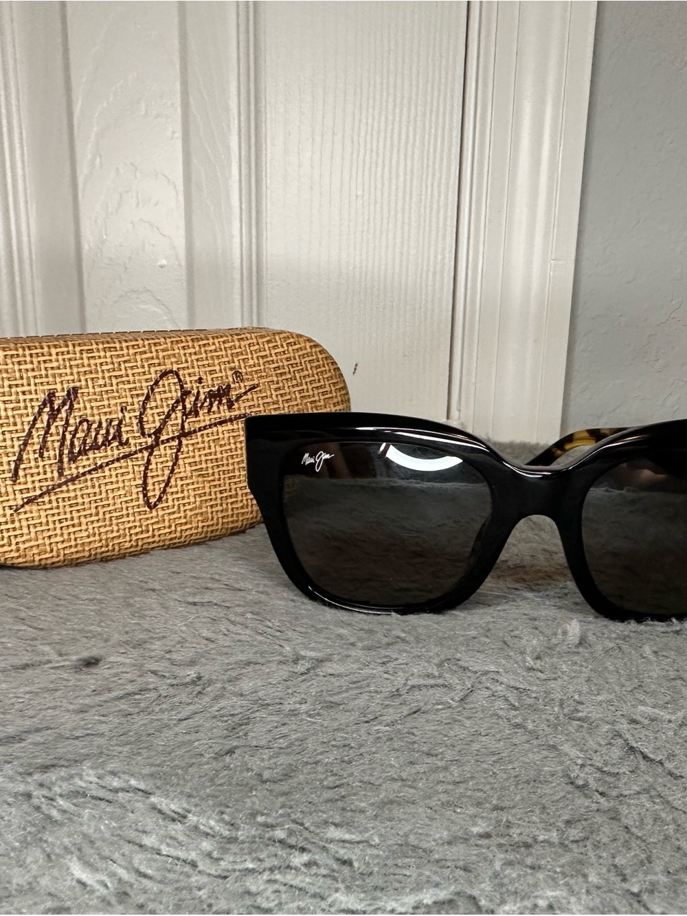 Maui Jim Black Cat-Eye Polarized Sunglasses
